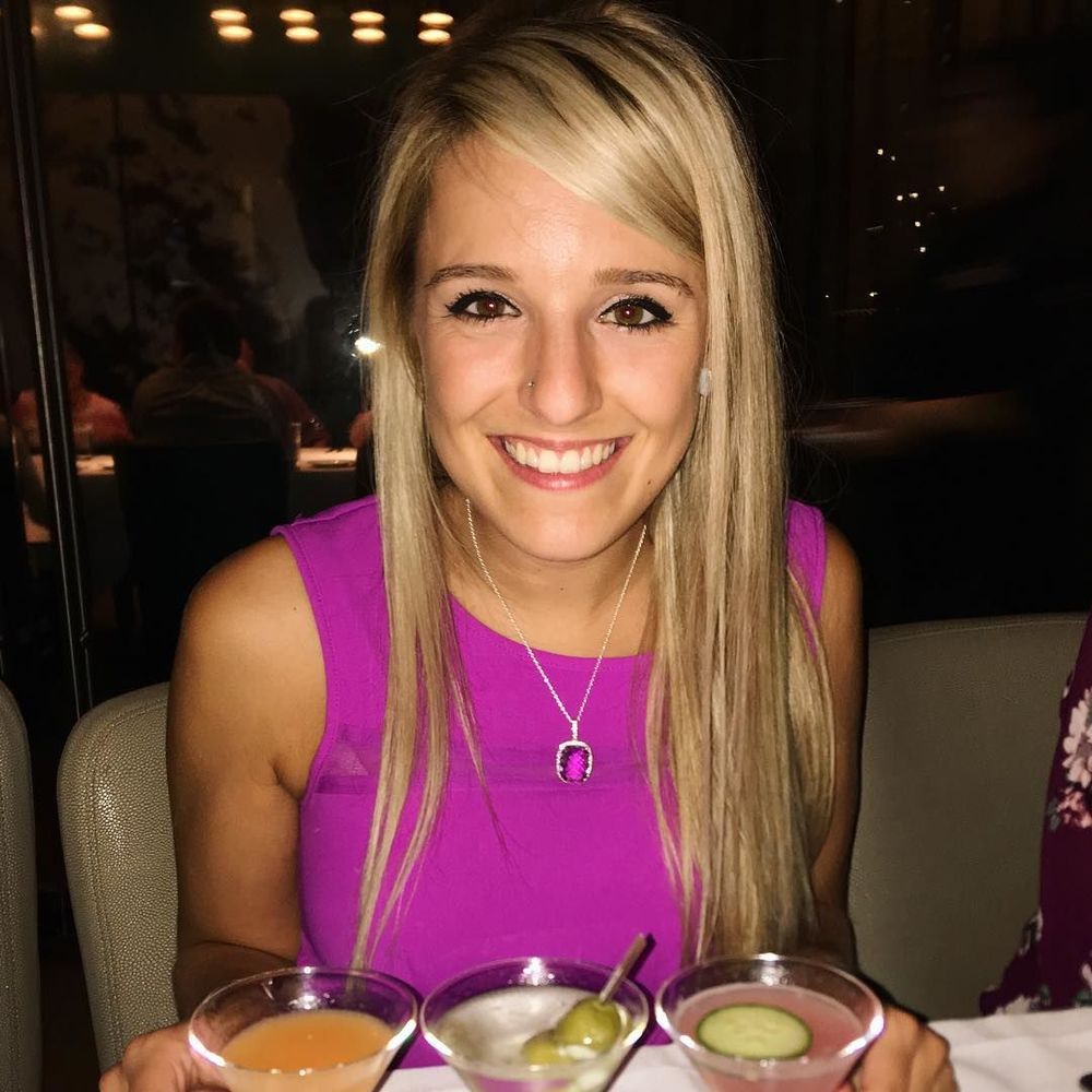 Meet your Posher, Nicole